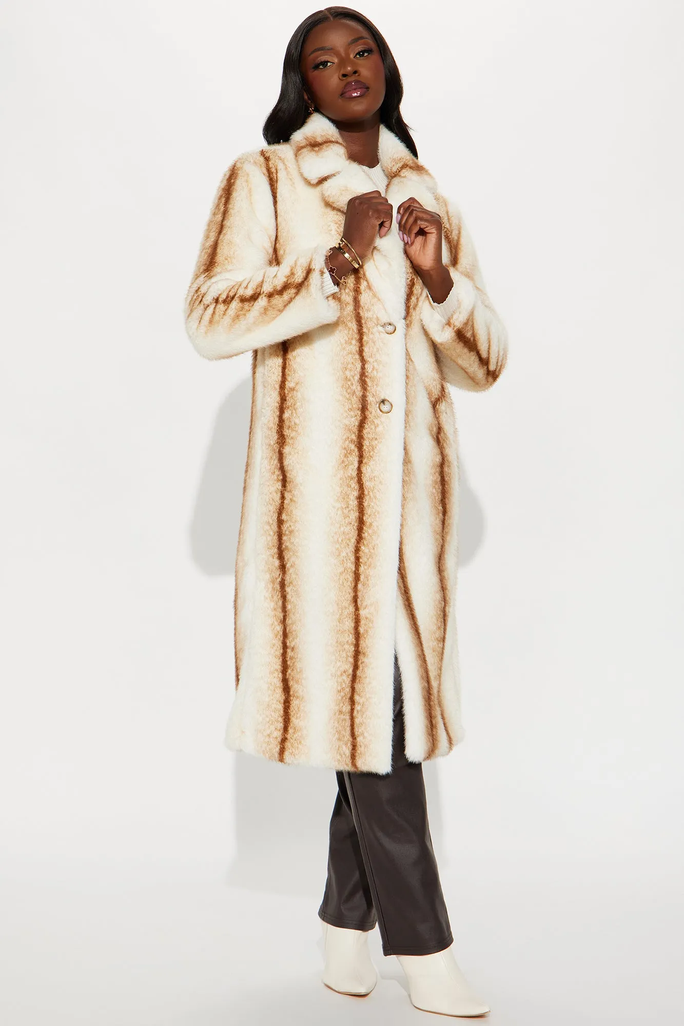 Aspen Ready Faux Fur Coat - White/combo