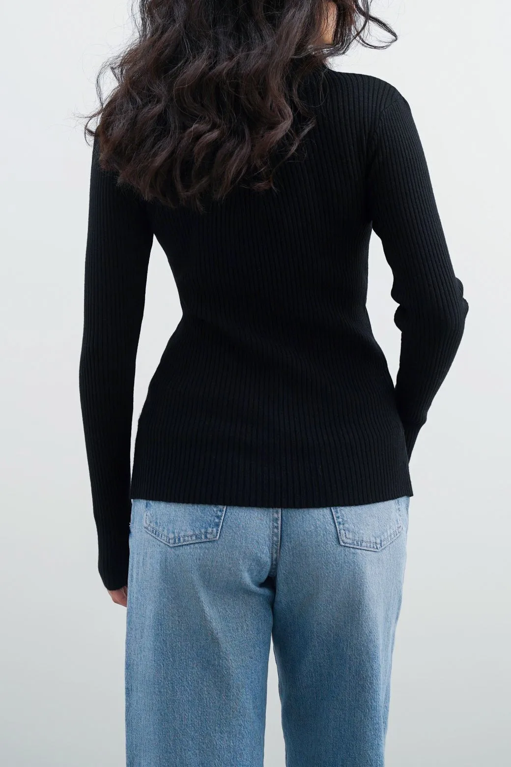 RIBBED HIGH CREW SWEATER